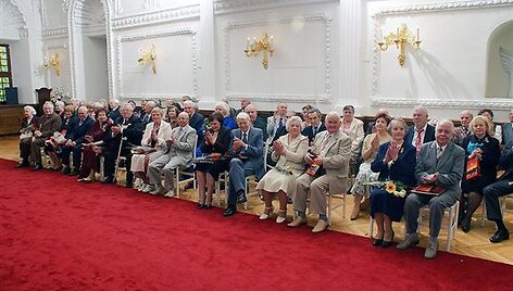 Miesto rotu&scaron;ėje.
