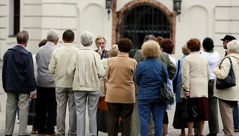 Šiuo metu turistai ar pavieniai smalsuoliai į rotušės vidų gali įsmukti tik čia vykstančių renginių ar santuokos ceremonijų metu.