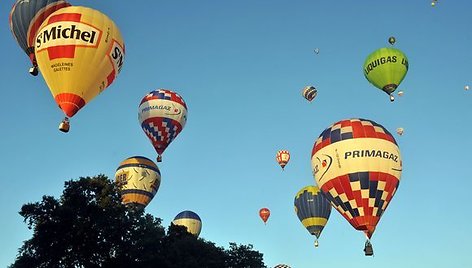 Prancūzijoje oro balionų varžybos