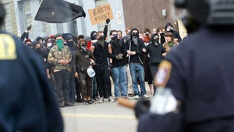 Protestai ir susirėmimai 