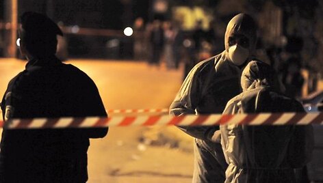 Ap&scaron;audė policininkus