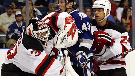 &bdquo;Devils&ldquo; ledo ritulininkai po baudinių serijos 2:1 nugalėjo Tampos &bdquo;Lightning&ldquo; komandą