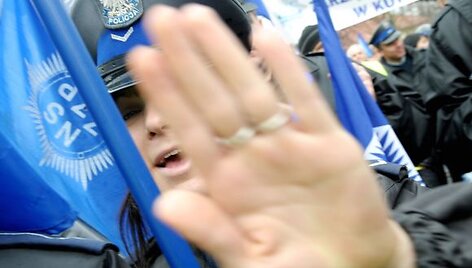 Policijos streikas Var&scaron;uvoje