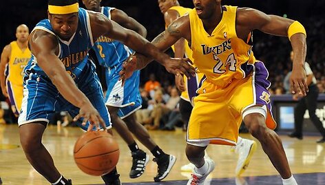 &bdquo;Lakers&ldquo; ir &bdquo;Hornets&ldquo; rungtynių akimirkos