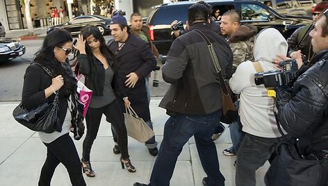 Kim ir Kourtney Kardashian 