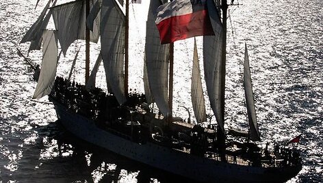 Laivai, dalyvaujantys regatoje