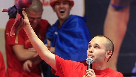 Ispanija pasitiko čempionus