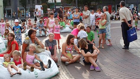 Lankytojai domėjosi pateikiama informacija apie nykstančią gamtos įvairovę ir klimato kaitą
