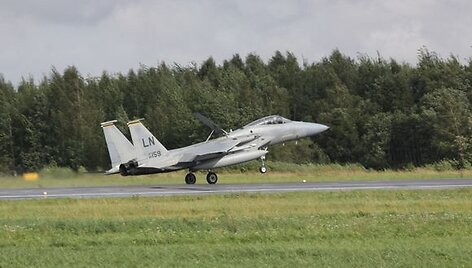 Naikintuvai &bdquo;F-15C Eagle&ldquo;