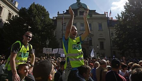 Čekijos sostinėje masiniai protestai