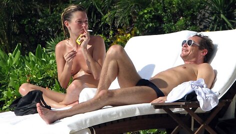 Foto naujienai: Kas sutramdys Kate Moss? 