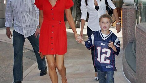 Foto naujienai: Victoria Beckham   mamai surengė gimtadienio vakarėlį
