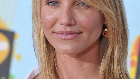 Foto naujienai: Cameron Diaz mėgaujasi vienatve