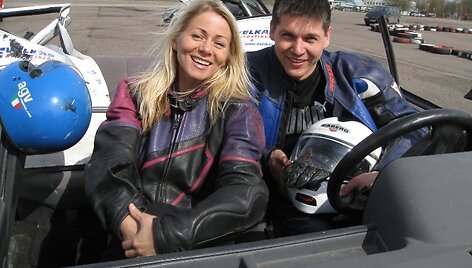 Foto naujienai: V. Genytė ryžosi pavojingam kaskadininkų triukui