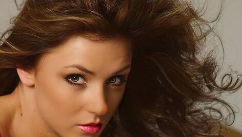 Foto naujienai: &ldquo;Kelietė&rdquo; Ramunė meta i&scaron;&scaron;ūkį Lietuvos muzikos pasauliui