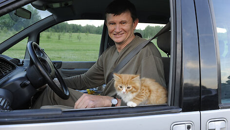 Sergejus Jovai&scaron;a bičiuliui įtaisė katiną