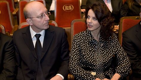 Foto naujienai: Kaip Arūnas Valinskas i&scaron;gyvena i&scaron; 800 litų?