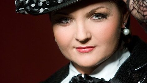 Foto naujienai: Jolanta Paulauskienė dainuoja visur kur papuola