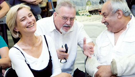 Larisa Kalpokaitė: atleiskit man... 