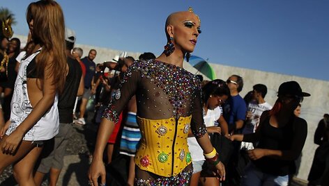 Spalvingo homoseksualų parado akimirkos