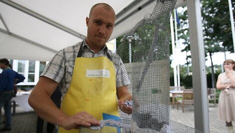 Kūriniai i&scaron; antrinių žaliavų
