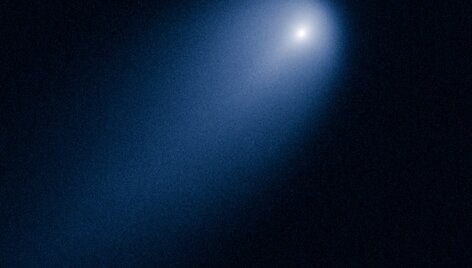 &bdquo;Hubble&ldquo; teleskopas astronomams atsiuntė pirmą ai&scaron;kią kometos ISON nuotrauką