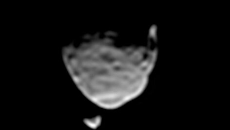 Marsaeigis "Curiosity" užfiksavo, kaip Marso palydovas Deimas pasislepia už arčiau Marso pavir&scaron;iaus esančio palydovo Fobo