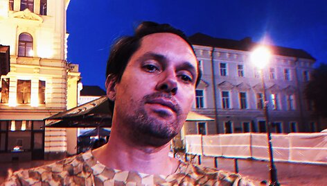 Mike&lsquo;as Miloshas-Rhye Vilniaus senamiestyje