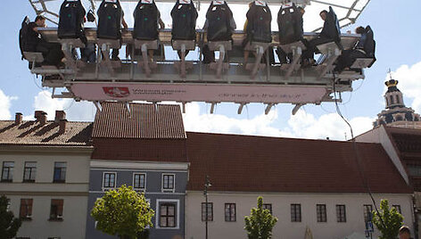 Dangaus restoranas &bdquo;Dinner in the Sky&ldquo; Vilniuje