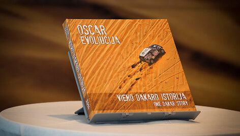 Fotoalbumas-knyga &bdquo;OSCar evoliucija. Vieno Dakaro istorija&ldquo;