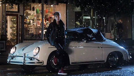 Justinas Bieberis dainos &bdquo;Mistletoe&ldquo; vaizdo klipe