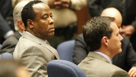 Conradas Murray teisme