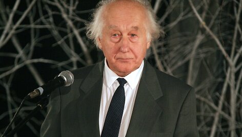 Ra&scaron;ytojas Henrikas Algis Čigriejus