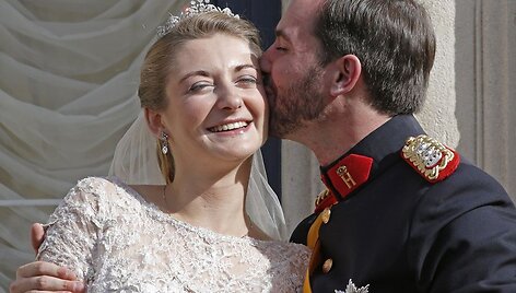 Liuksemburgo Didžiojo hercogo titulo paveldėtojas Guillaume'as su belgų grafaite Stephanie de Lannoy
