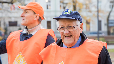 Piketas: „Statybininkų kortelę dabar, o ne po 3 metų"