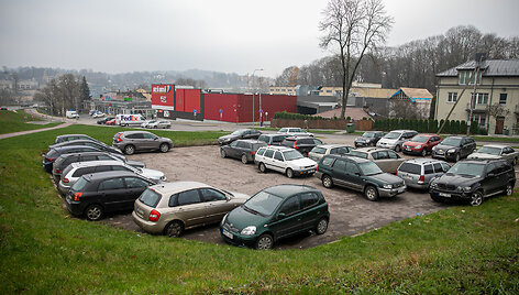 Kelio ženklas &bdquo;Stovėjimo zona&ldquo; Zarasų gatvė 5A