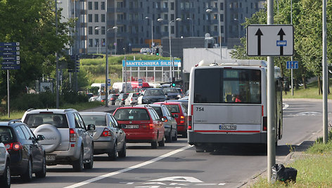 Autobusų ir troleibusų keleiviams tenka prisitaikyti prie naujų važinėjimo po Vilnių ypatumų