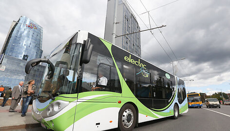 Elektrinis autobusas Vilniaus gatvėse