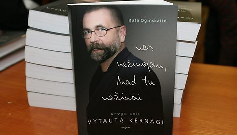 Mokykloje, kurioje Vytautas Kernagis mokėsi, buvo pristatyta Rūtos Oginskaitės knyga apie maestro – „Nes nežinojau, kad tu nežinai“.