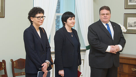 I&scaron; kairės: Odeta Tarvydienė, Edita Žiobienė, Linas Linkevičius