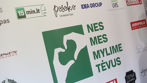 Ketvirtadienį priešpiet Vilniuje pristatyta socialinė iniciatyva „Nes mes mylime tėvus“.