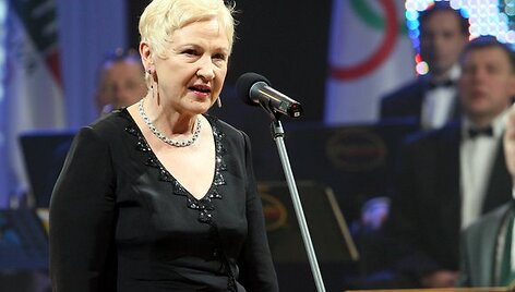 Seimo pirmininkė Irena Degutienė pasveikino sportininkus