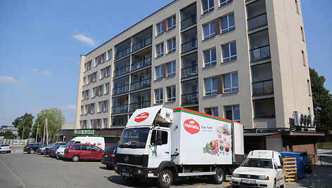 „Mantinga“ iš „Fresh Market“ parduotuvių surinkinėja savo įrangą