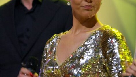Atlikėja Mia