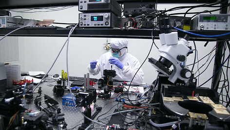 &bdquo;Brolis Semiconductors&ldquo; lazerių gamykla
