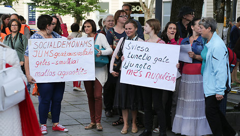 „Gyvenimas per brangus“ demonstracija Vilniuje