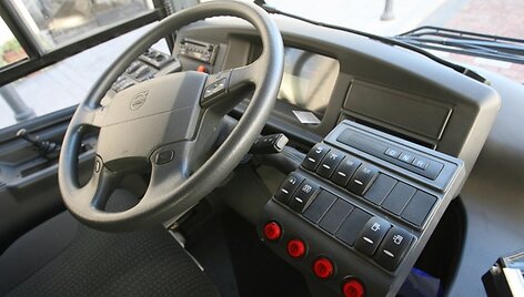 Spalio 5-11 dienomis Vilniaus gatvėmis važinėja naujausias &Scaron;vedijos gamintojų elektra ir dyzelinu varomas hibridinis autobusas &bdquo;Volvo&ldquo;.