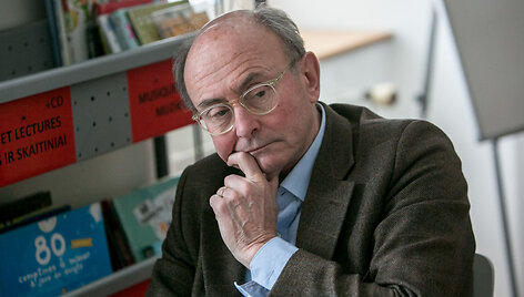 Dominique Wolton