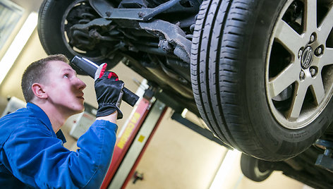 Autoservisas paaiškino, kaip techninę apžiūrą įveikti iš pirmo karto