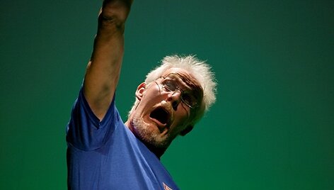 Spektaklio &bdquo;End it like Beckham&ldquo; scena